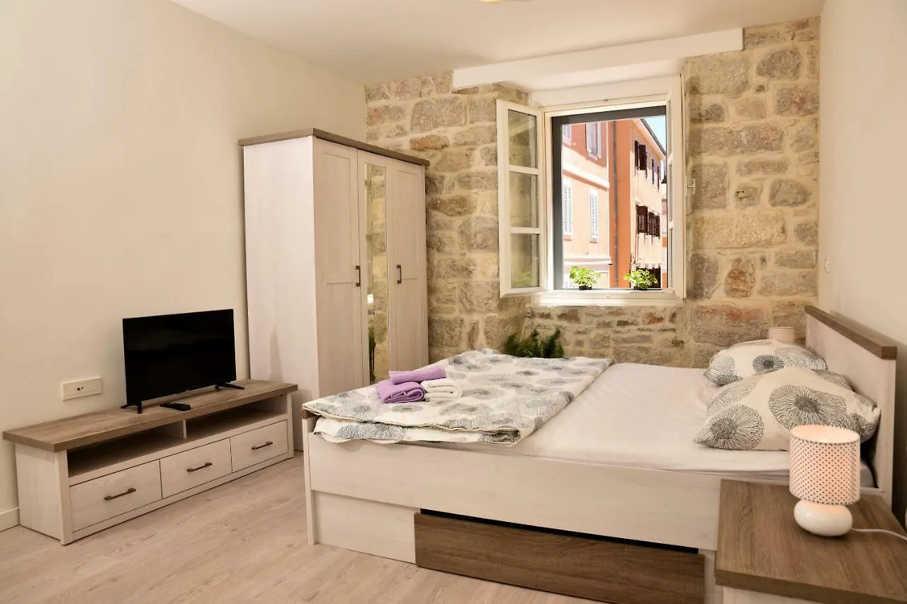 Zadar Small Escape Apartment
